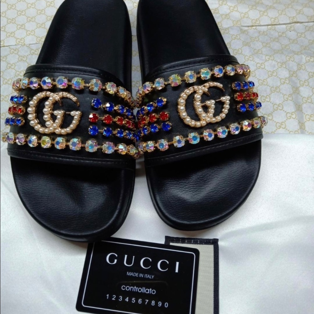 Gucci - Picture 2 of 4